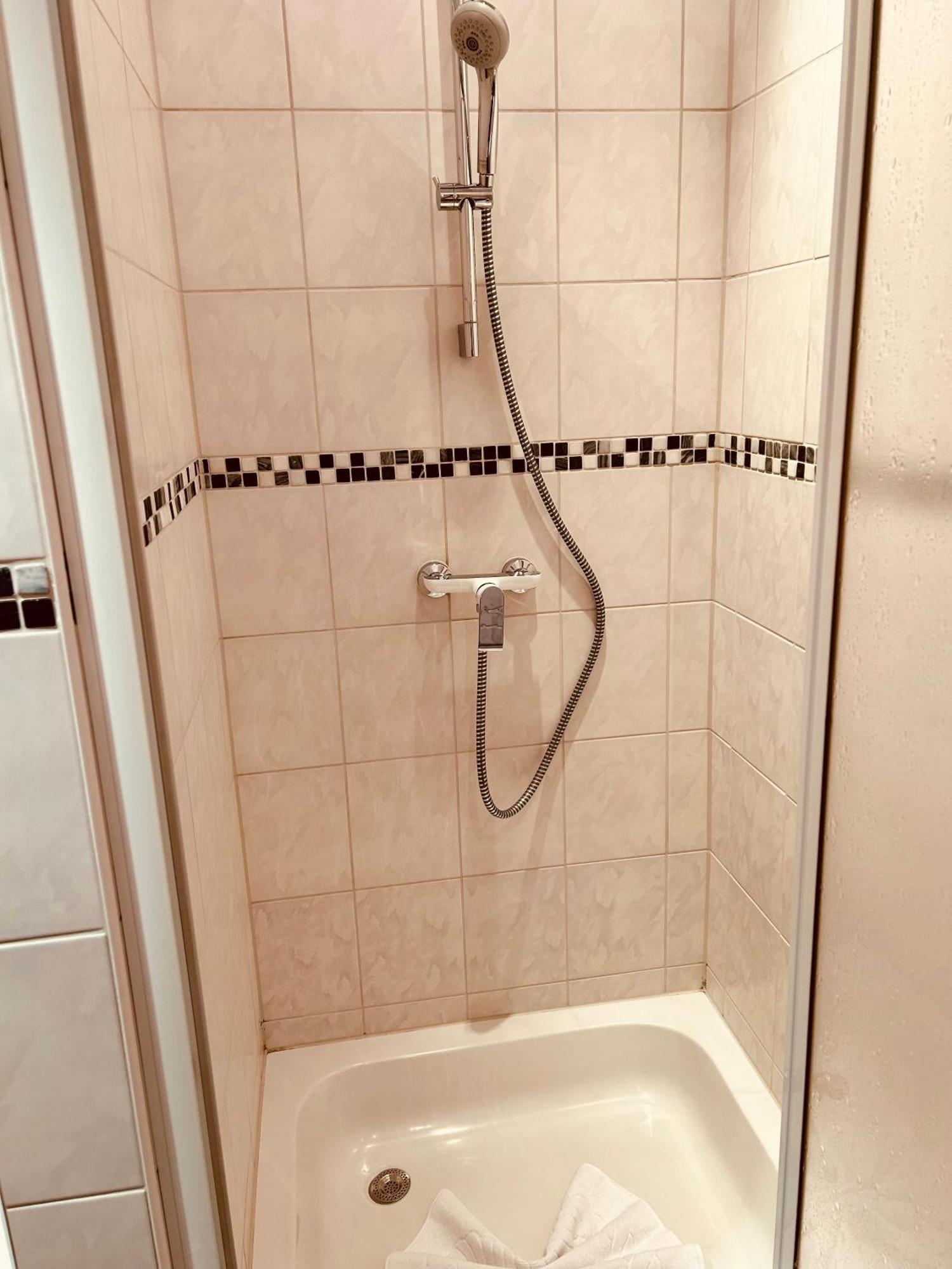רוסט Apartments Alina מראה חיצוני תמונה